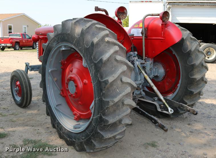 image for item DW9772 1965 Massey Fergusen MF-65 tractor