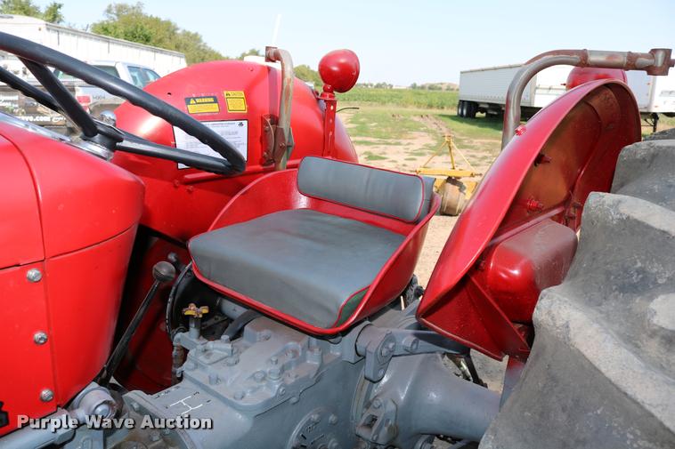 image for item DW9772 1965 Massey Fergusen MF-65 tractor