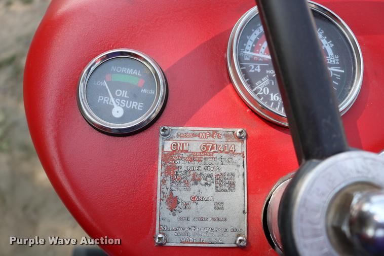 image for item DW9772 1965 Massey Fergusen MF-65 tractor