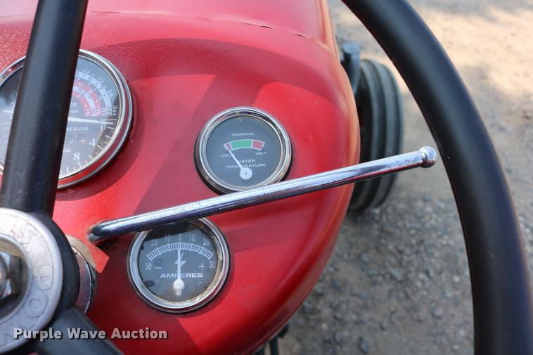 image for item DW9772 1965 Massey Fergusen MF-65 tractor