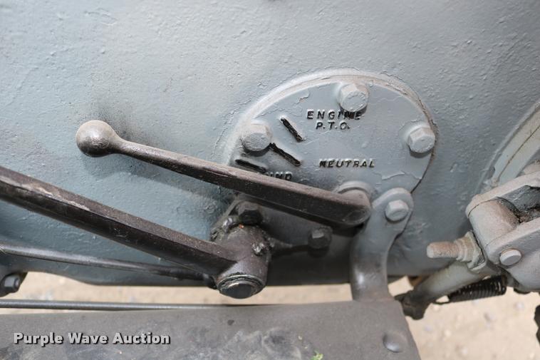 image for item DW9772 1965 Massey Fergusen MF-65 tractor