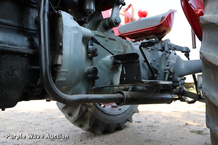 image for item DW9772 1965 Massey Fergusen MF-65 tractor