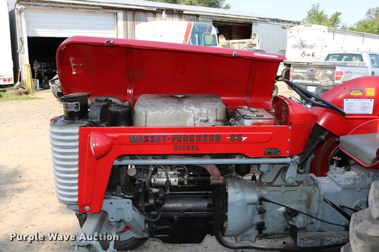 image for item DW9772 1965 Massey Fergusen MF-65 tractor