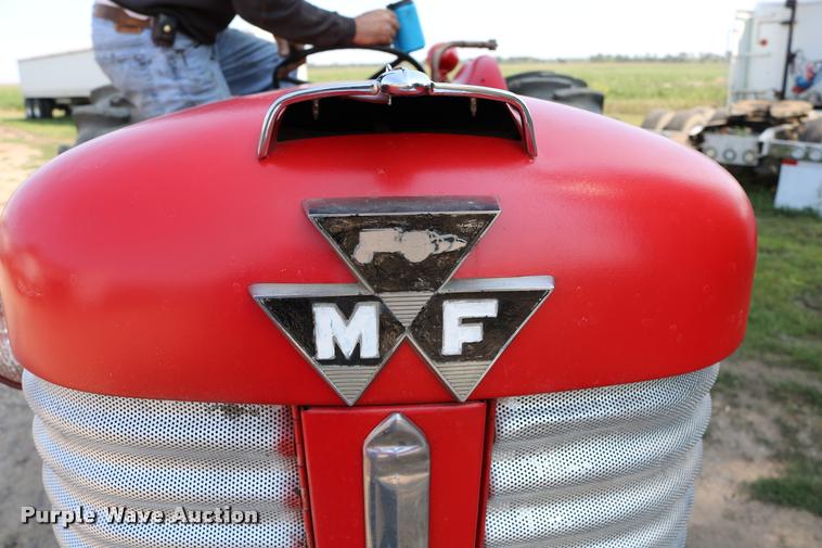 image for item DW9772 1965 Massey Fergusen MF-65 tractor