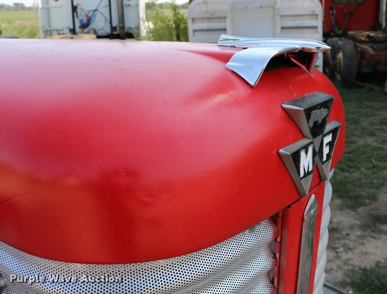 image for item DW9772 1965 Massey Fergusen MF-65 tractor