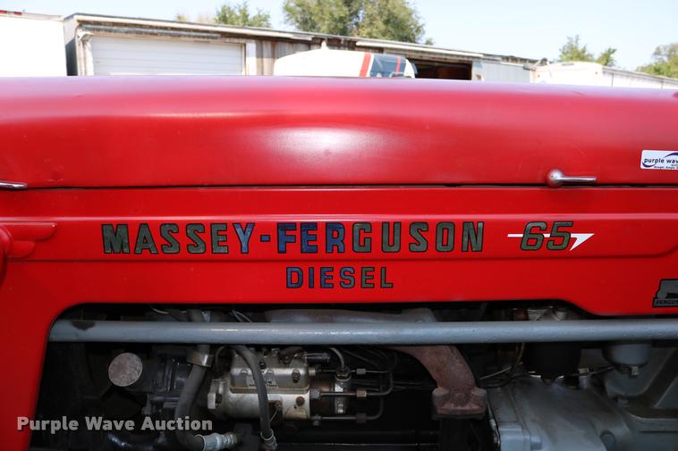 image for item DW9772 1965 Massey Fergusen MF-65 tractor