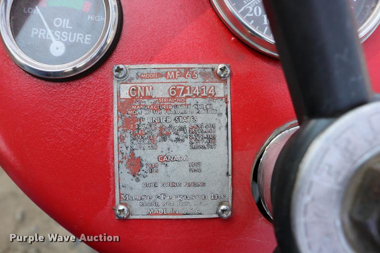 image for item DW9772 1965 Massey Fergusen MF-65 tractor