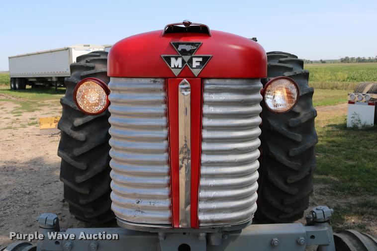 image for item DW9772 1965 Massey Fergusen MF-65 tractor