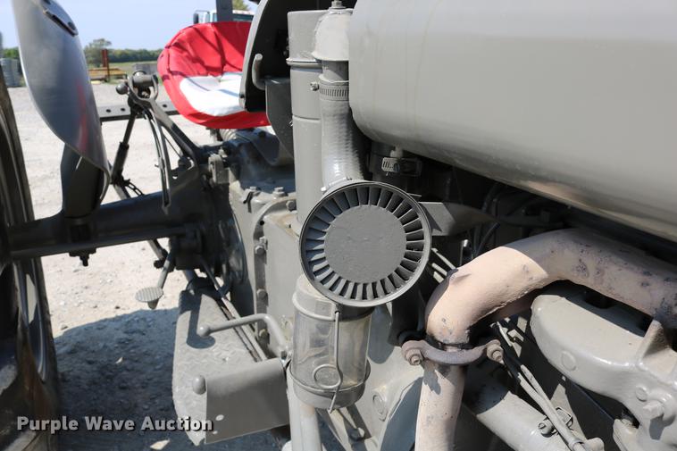 image for item DW9779 1950 Ferguson T020 tractor