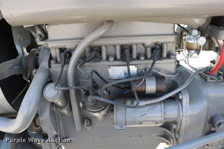 image for item DW9779 1950 Ferguson T020 tractor