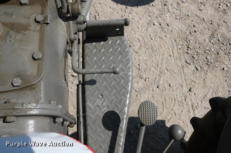 image for item DW9779 1950 Ferguson T020 tractor