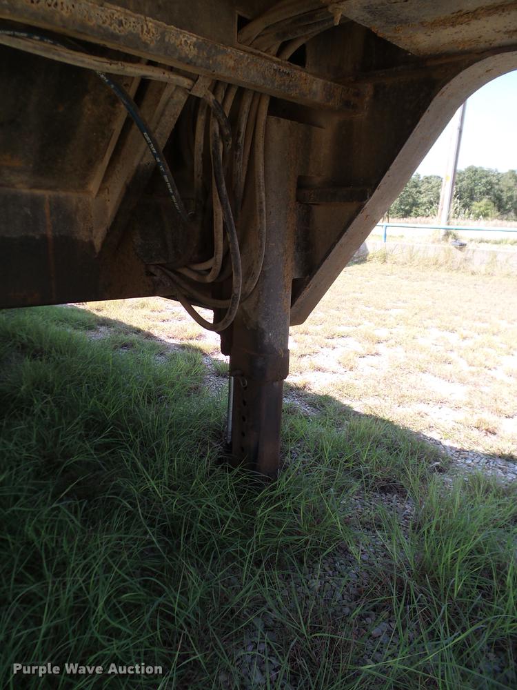 image for item DA6905 1983 Trail-Eze drop deck trailer