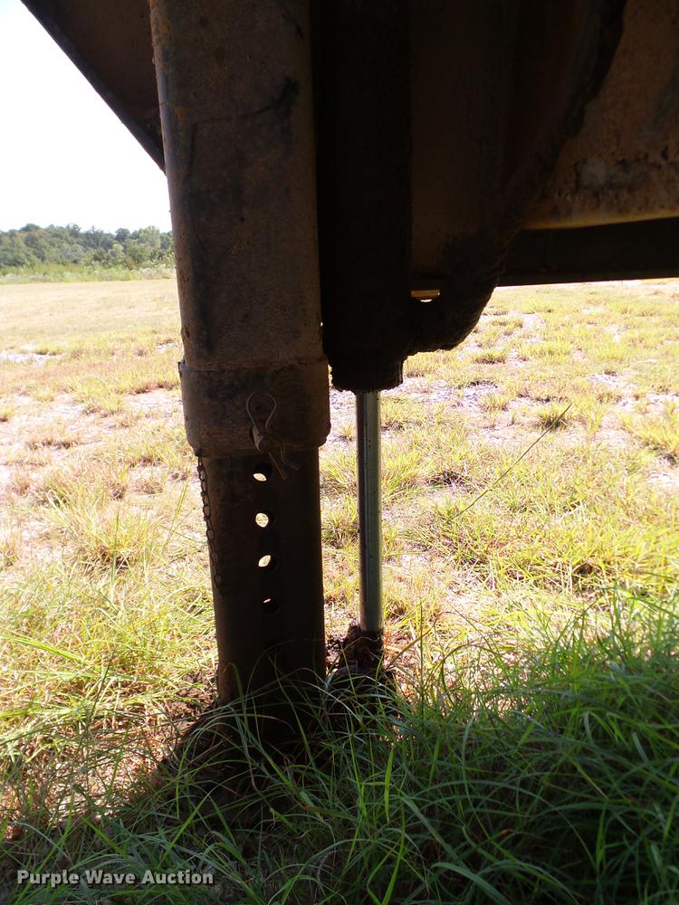 image for item DA6905 1983 Trail-Eze drop deck trailer