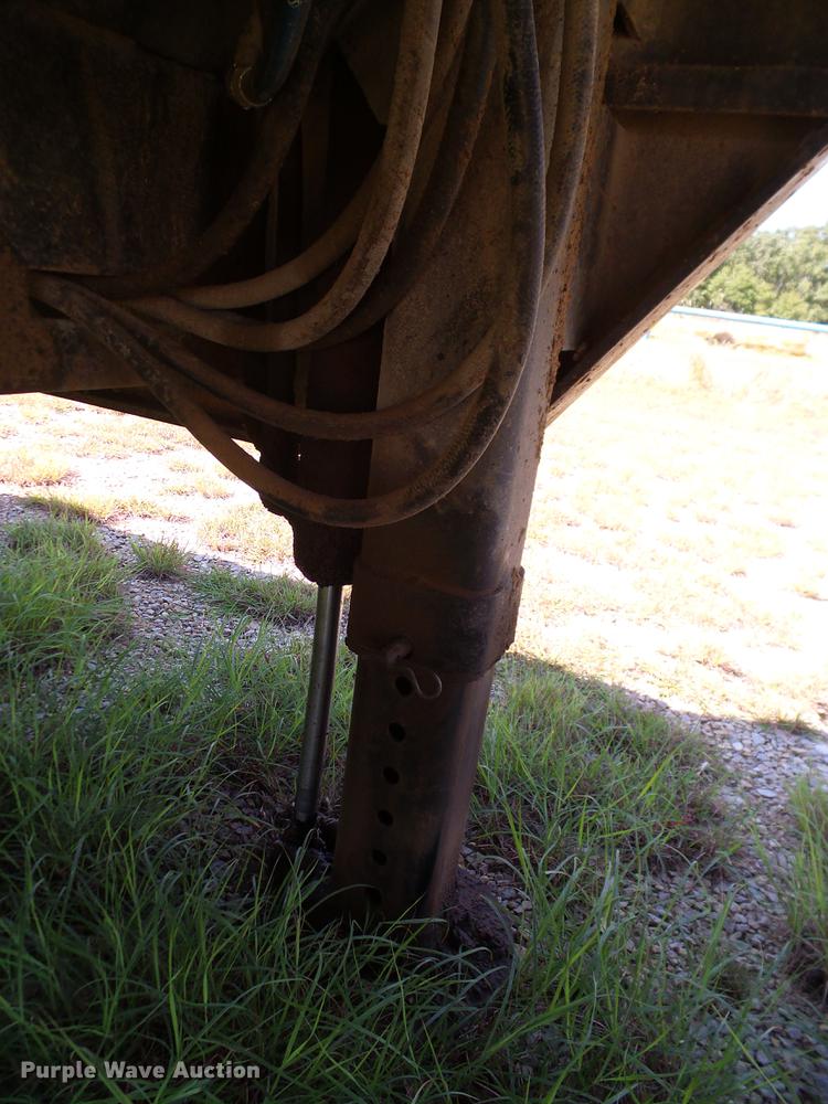 image for item DA6905 1983 Trail-Eze drop deck trailer