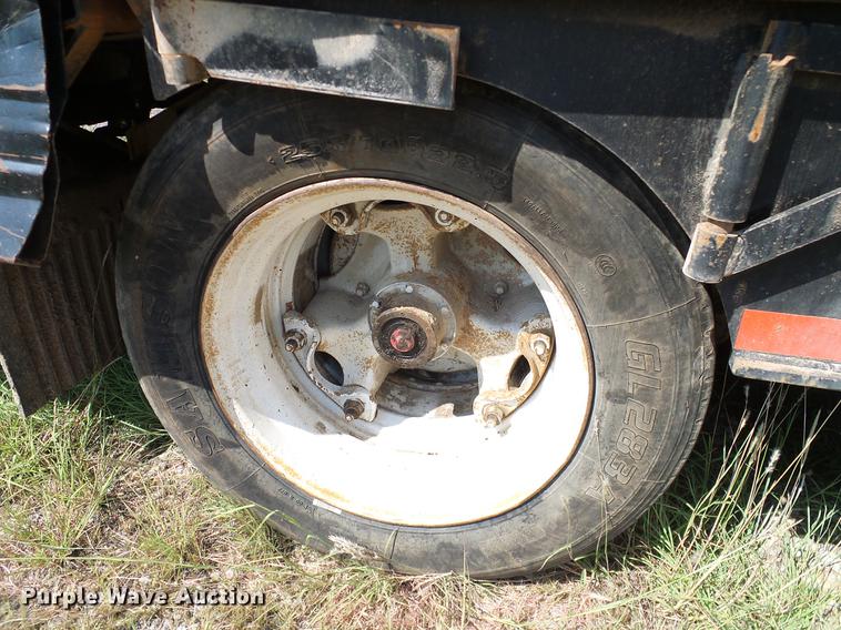 image for item DA6905 1983 Trail-Eze drop deck trailer