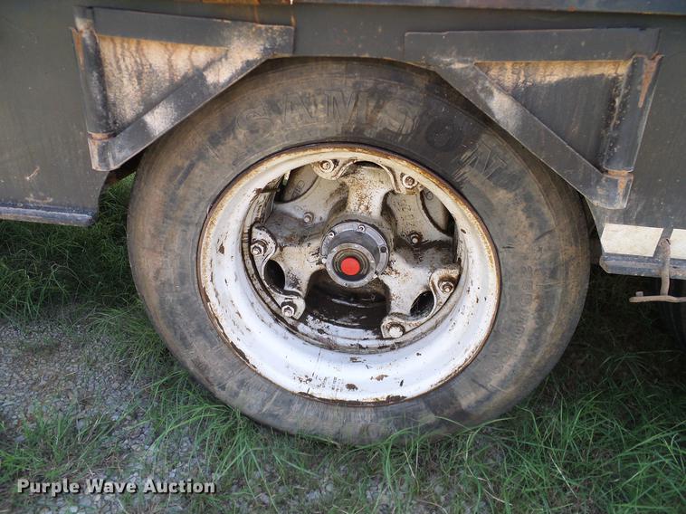 image for item DA6905 1983 Trail-Eze drop deck trailer