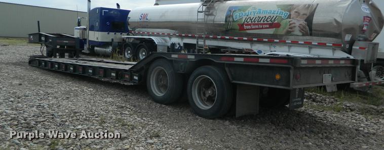 image for item DB1142 1986 Eager Beaver lowboy equipment trailer