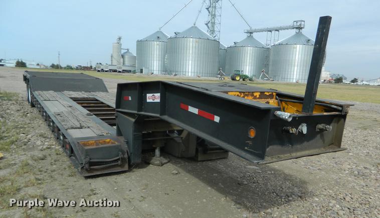 image for item DB1142 1986 Eager Beaver lowboy equipment trailer