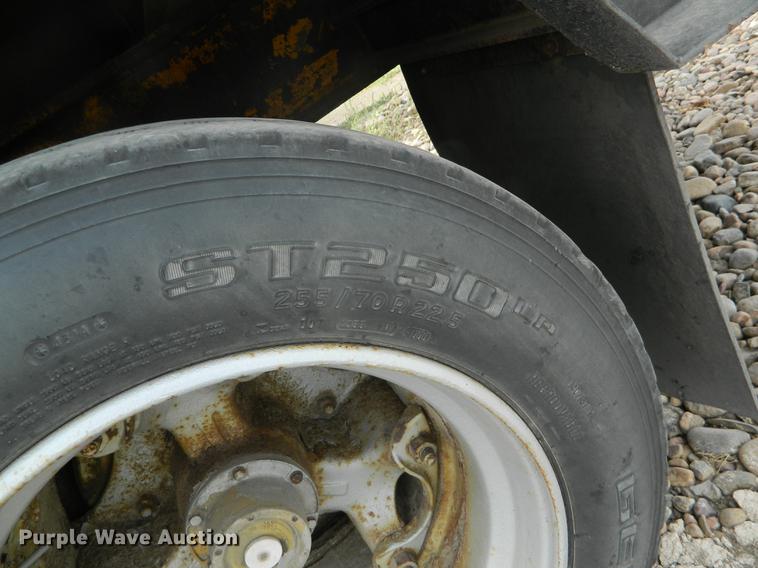 image for item DB1142 1986 Eager Beaver lowboy equipment trailer