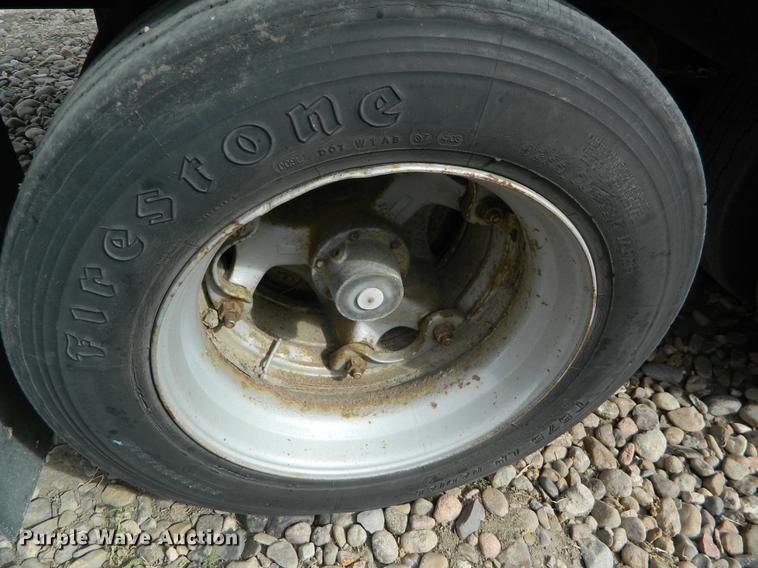 image for item DB1142 1986 Eager Beaver lowboy equipment trailer