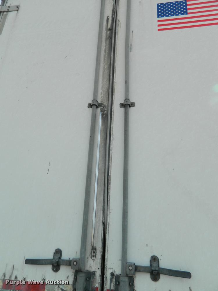 image for item DB1143 2009 Utility 4000D-X dry van trailer