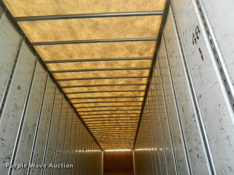 image for item DB1143 2009 Utility 4000D-X dry van trailer