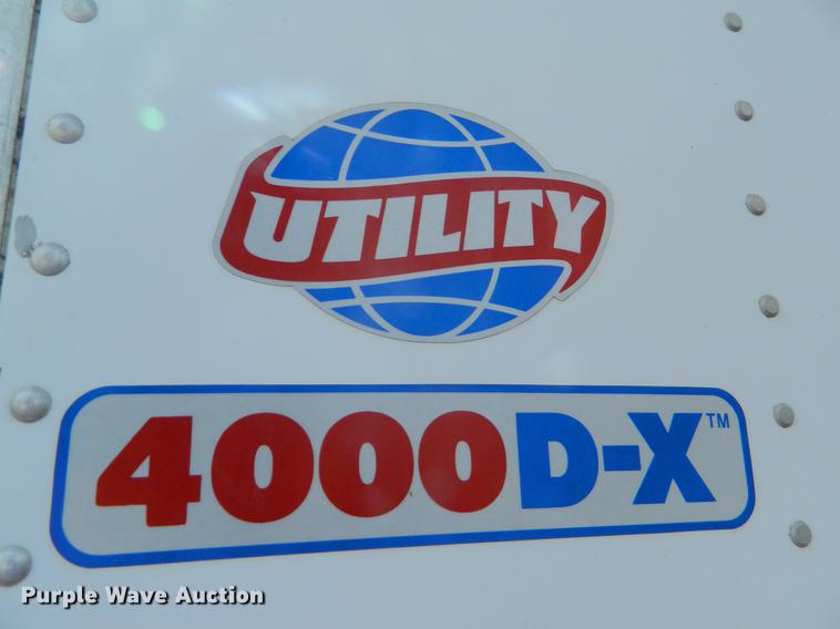 image for item DB1143 2009 Utility 4000D-X dry van trailer
