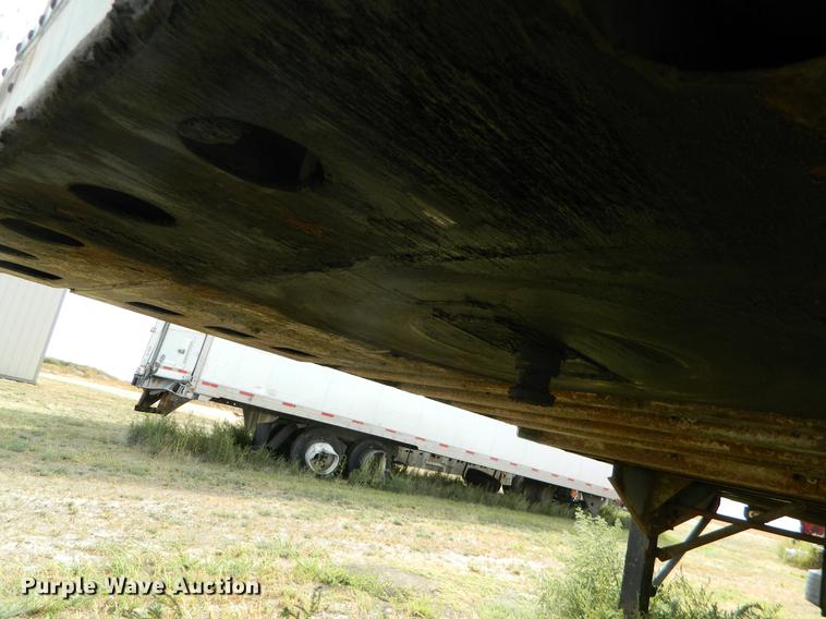 image for item DB1144 1986 Strick dry van trailer