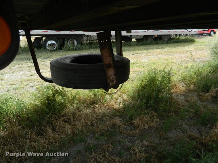 image for item DB1144 1986 Strick dry van trailer