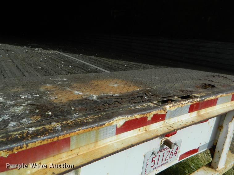 image for item DB1144 1986 Strick dry van trailer