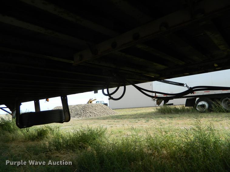 image for item DB1144 1986 Strick dry van trailer