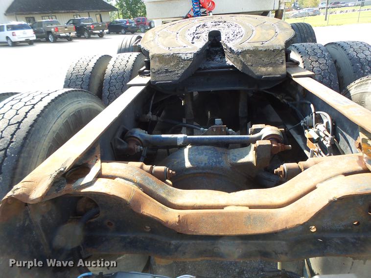 image for item DB1442 1991 Mack CH613 semi truck