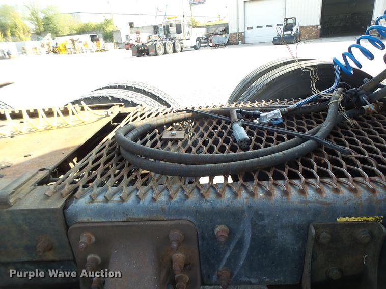 image for item DB1442 1991 Mack CH613 semi truck