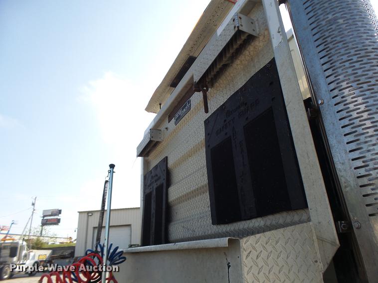 image for item DB1442 1991 Mack CH613 semi truck