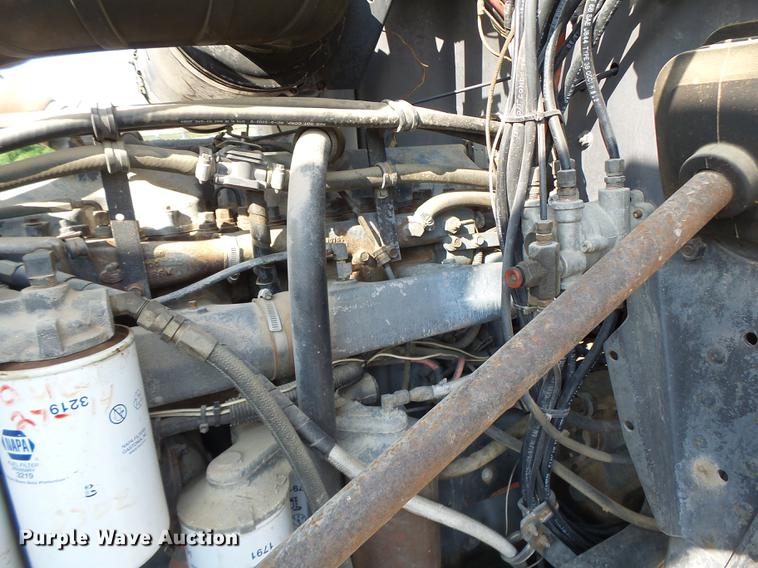 image for item DB1442 1991 Mack CH613 semi truck