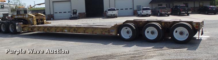 image for item DB1444 1999 Eager Beaver 50GSL lowboy equipment trailer