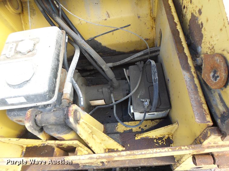 image for item DB1444 1999 Eager Beaver 50GSL lowboy equipment trailer