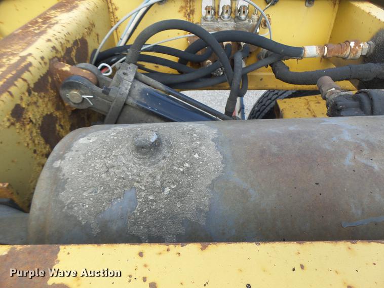 image for item DB1444 1999 Eager Beaver 50GSL lowboy equipment trailer