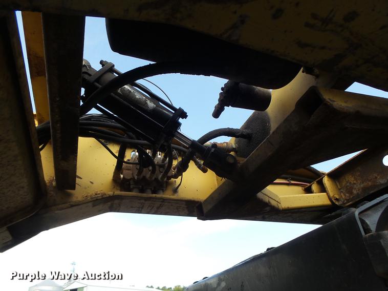 image for item DB1444 1999 Eager Beaver 50GSL lowboy equipment trailer