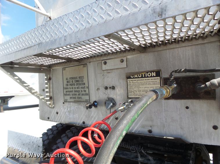 image for item DB1461 1992 East live bottom walking floor trailer