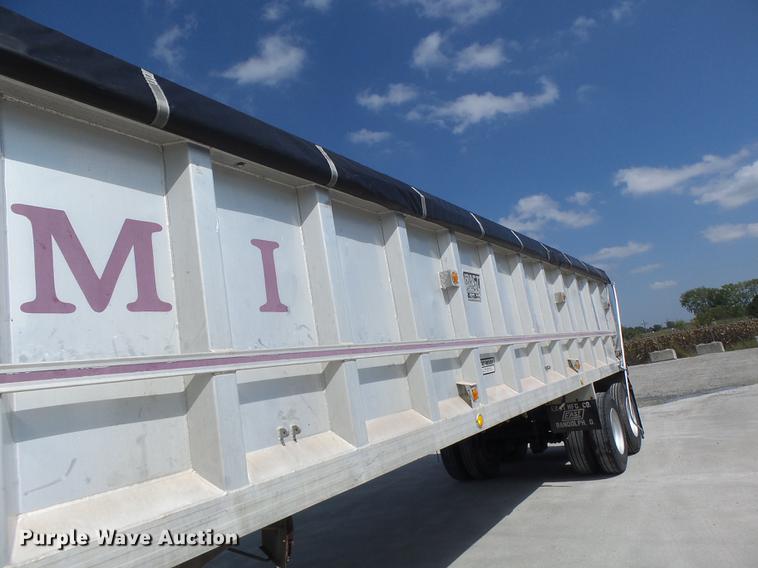 image for item DB1461 1992 East live bottom walking floor trailer