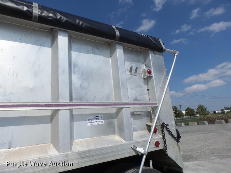 image for item DB1461 1992 East live bottom walking floor trailer