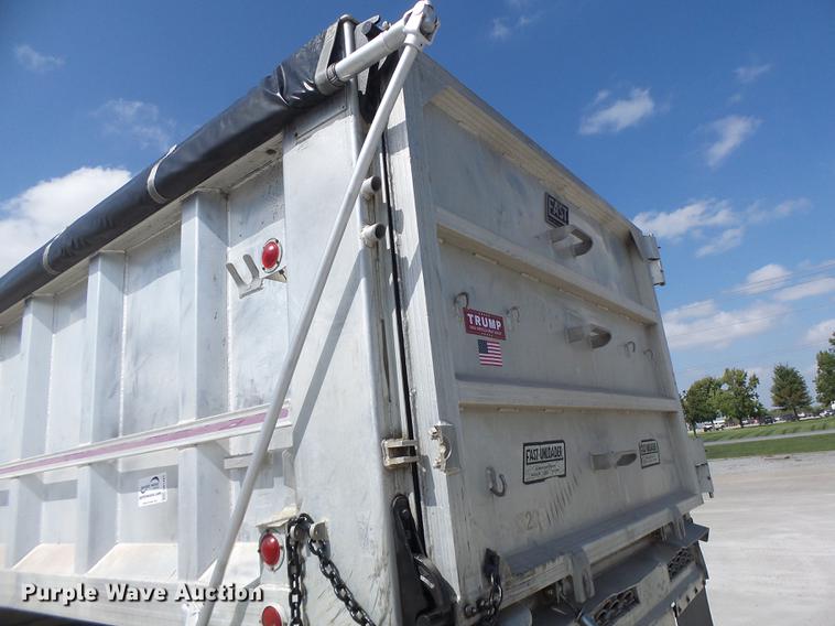 image for item DB1461 1992 East live bottom walking floor trailer