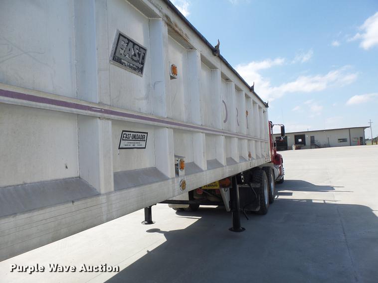 image for item DB1461 1992 East live bottom walking floor trailer