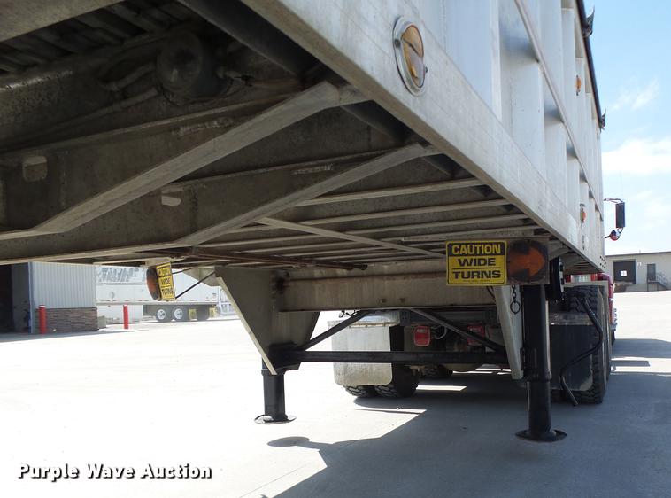 image for item DB1461 1992 East live bottom walking floor trailer