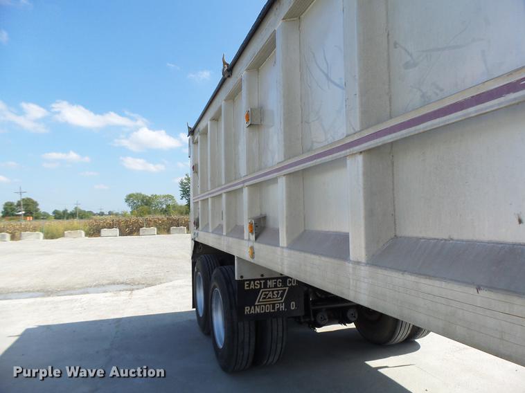 image for item DB1461 1992 East live bottom walking floor trailer