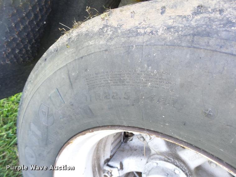 image for item DB5762 1982 Evans Monon FA70DBL dry van trailer