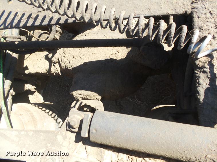 image for item DC3855 2004 Freightliner Columbia semi truck