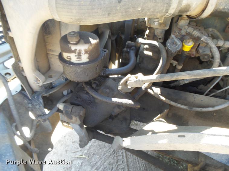 image for item DC3855 2004 Freightliner Columbia semi truck