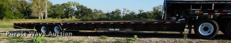 image for item DC5287 2004 Trail King TK70HT482 equipment trailer